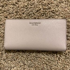 SOLD Kate Spade Wallet in Gray